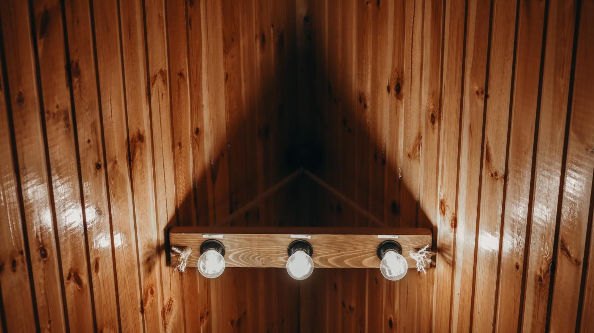 Hotel A Pisc Vatra Moldoviţei Zewnętrze zdjęcie